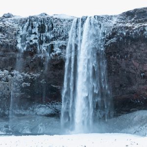 5-Day Self-Drive Tour in Iceland with Northern Lights & Natural Warmth.